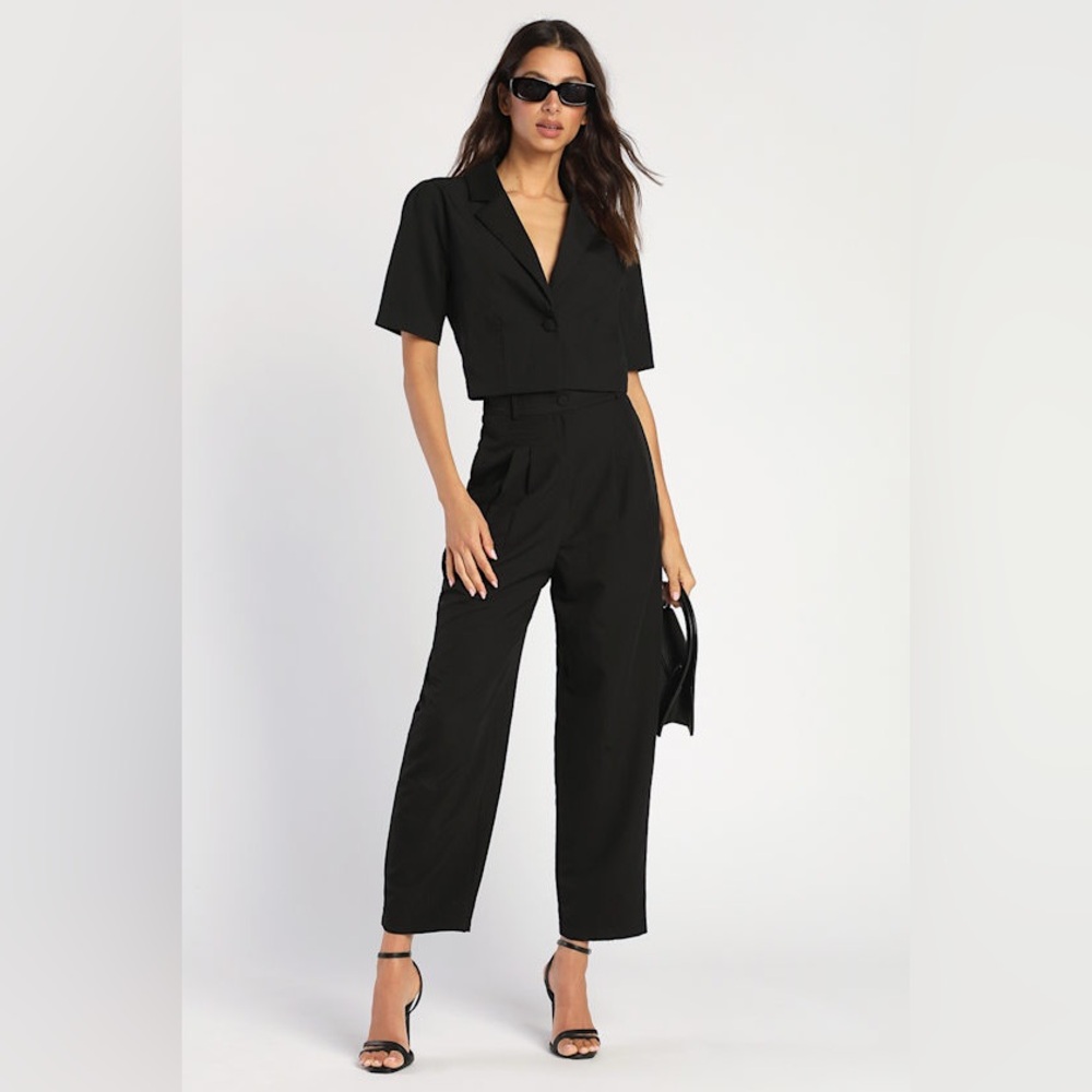 Lulus Black Pleated High-Waisted Trouser pants cropped short sleeve blazer small
